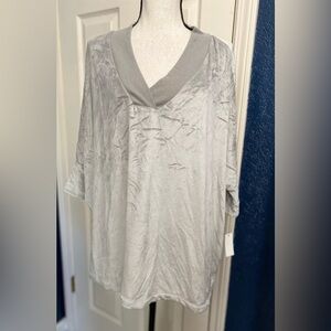 Donna Karan Light Gray V-Neck Tunic Top